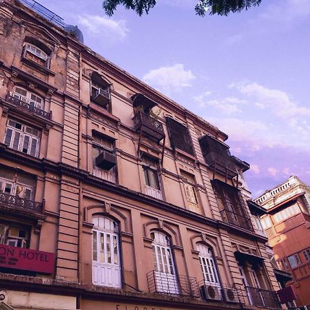 Carlton Hotel Mumbai - Behind Taj Mahal Palace Colaba Mumbai Exterior photo